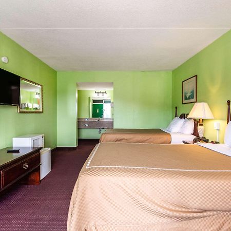 Rodeway Inn Renfro Valley Mount Vernon Exteriör bild