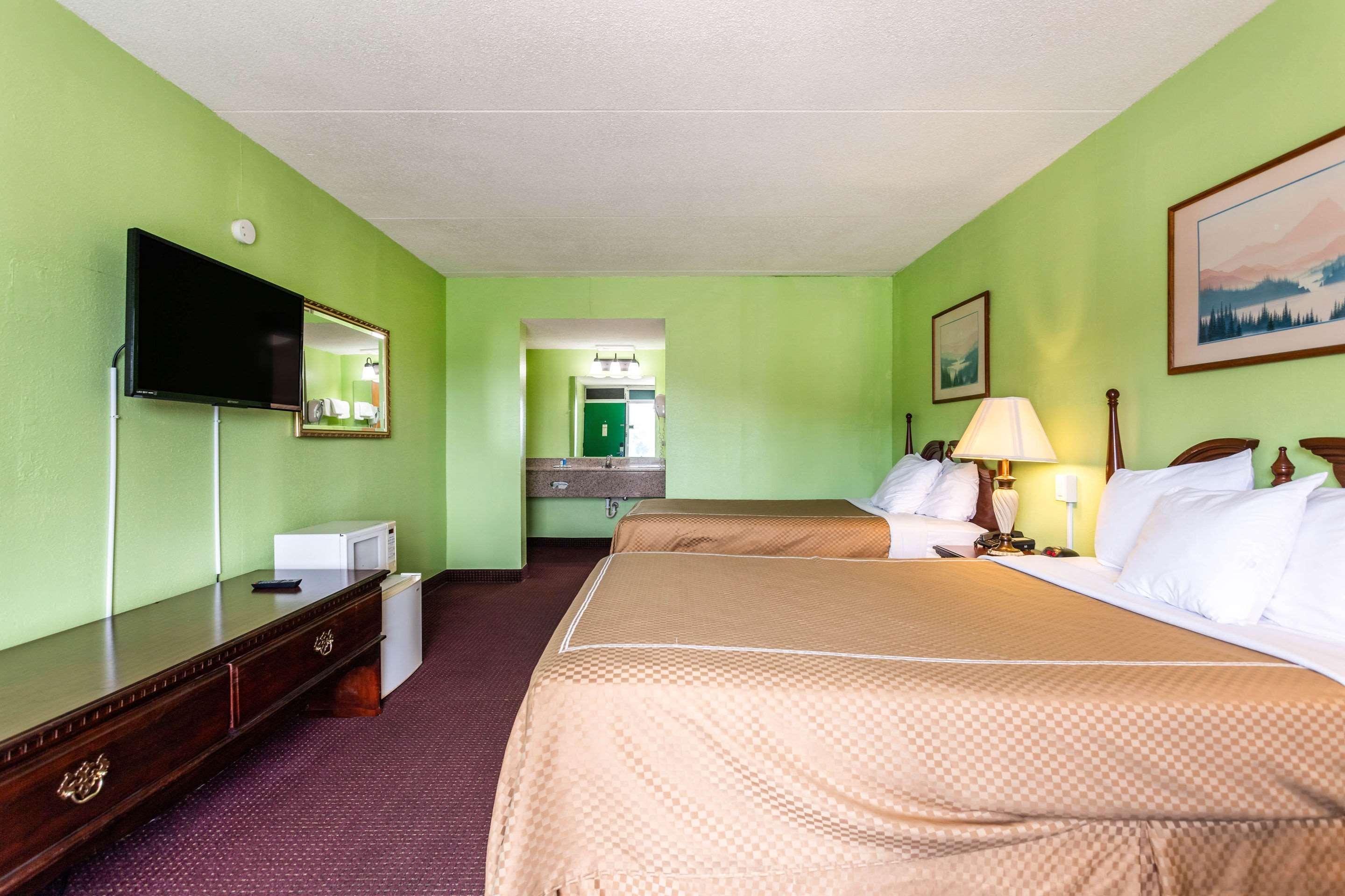 Rodeway Inn Renfro Valley Mount Vernon Exteriör bild