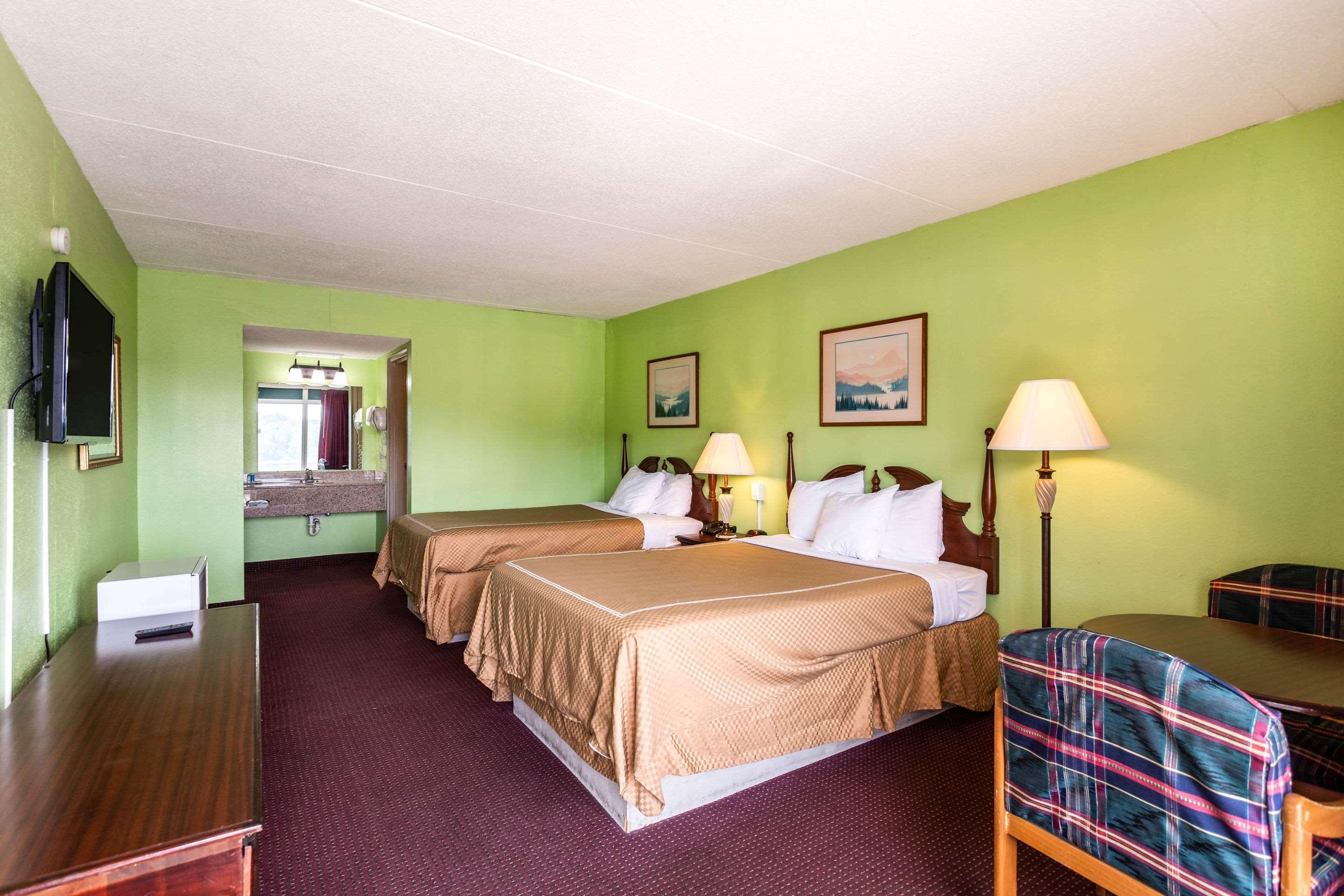 Rodeway Inn Renfro Valley Mount Vernon Exteriör bild