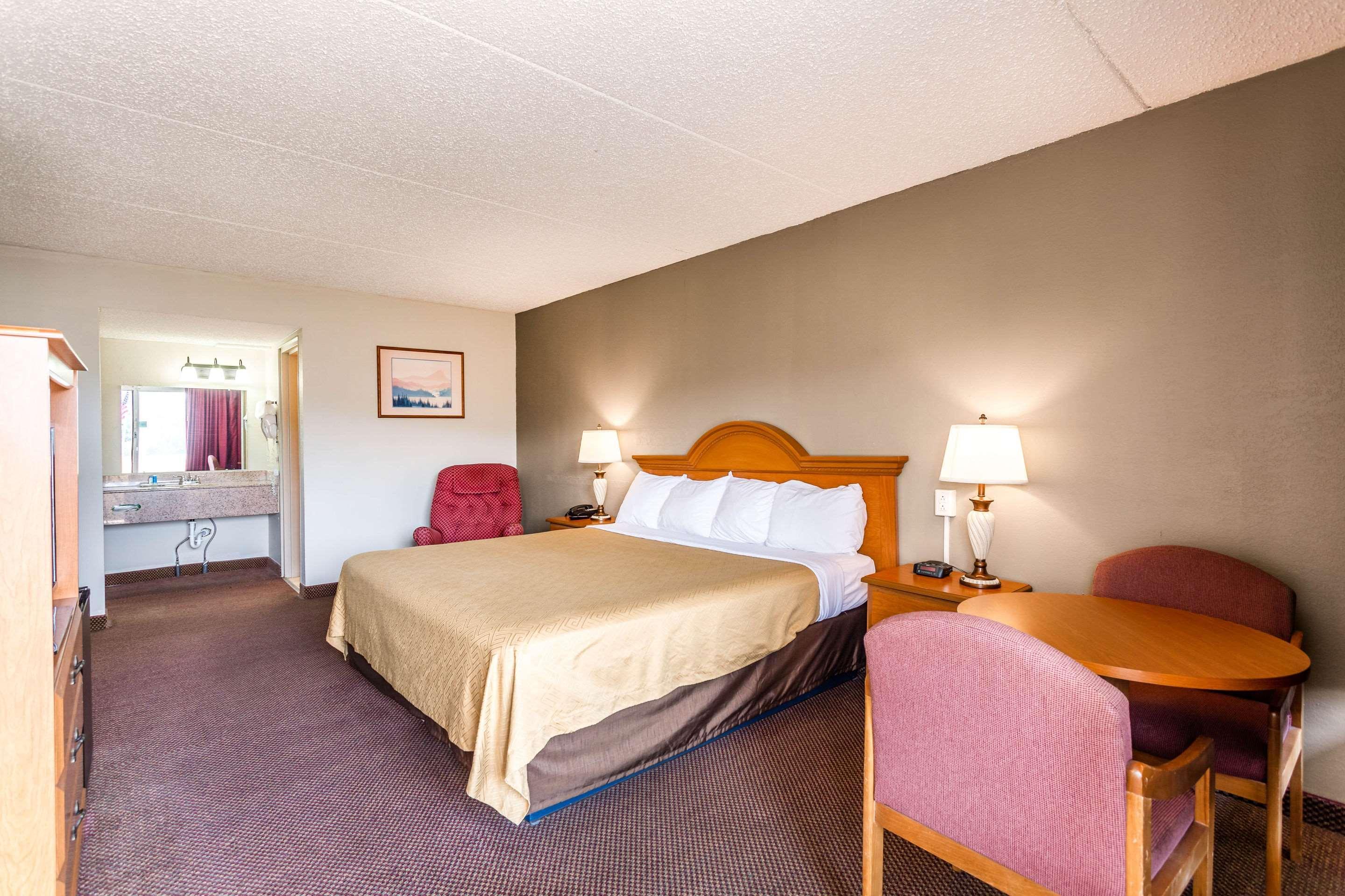 Rodeway Inn Renfro Valley Mount Vernon Exteriör bild