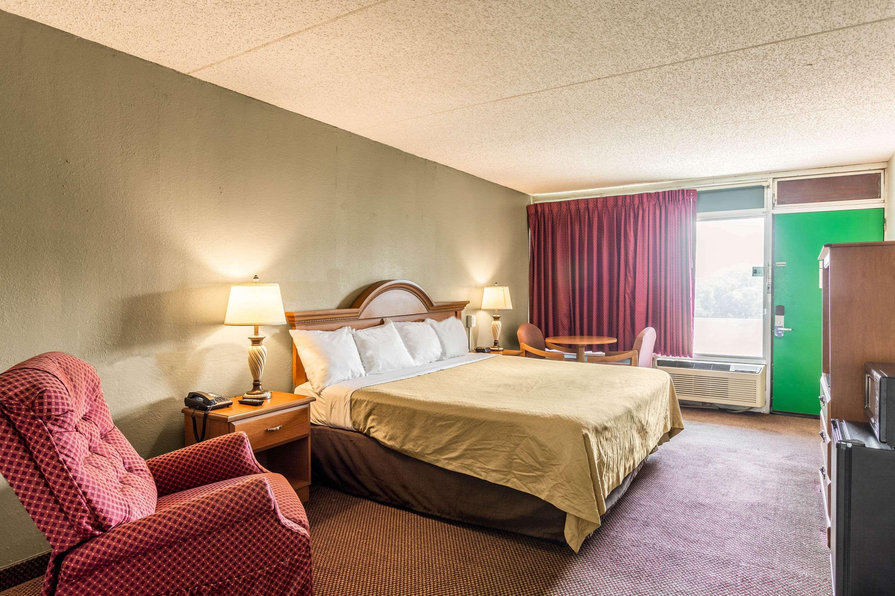 Rodeway Inn Renfro Valley Mount Vernon Exteriör bild