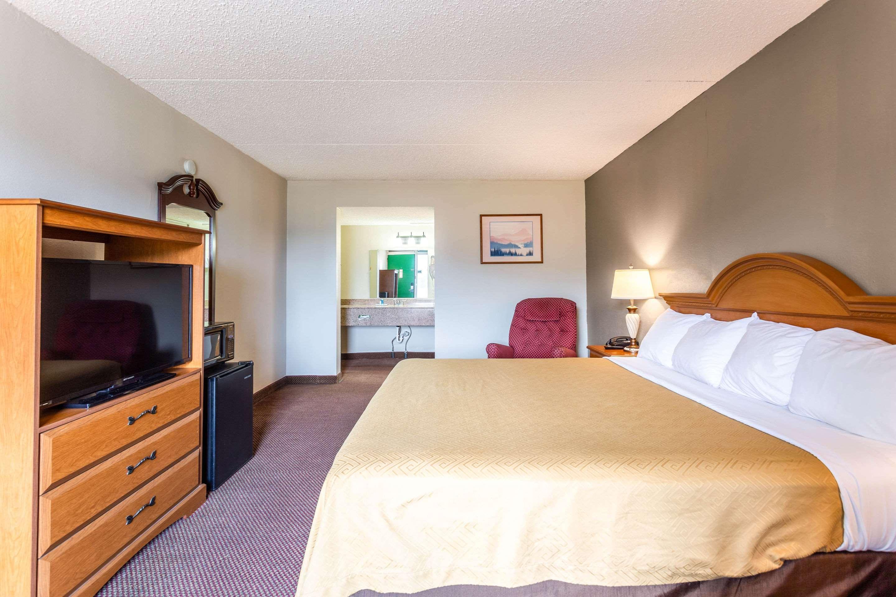 Rodeway Inn Renfro Valley Mount Vernon Exteriör bild