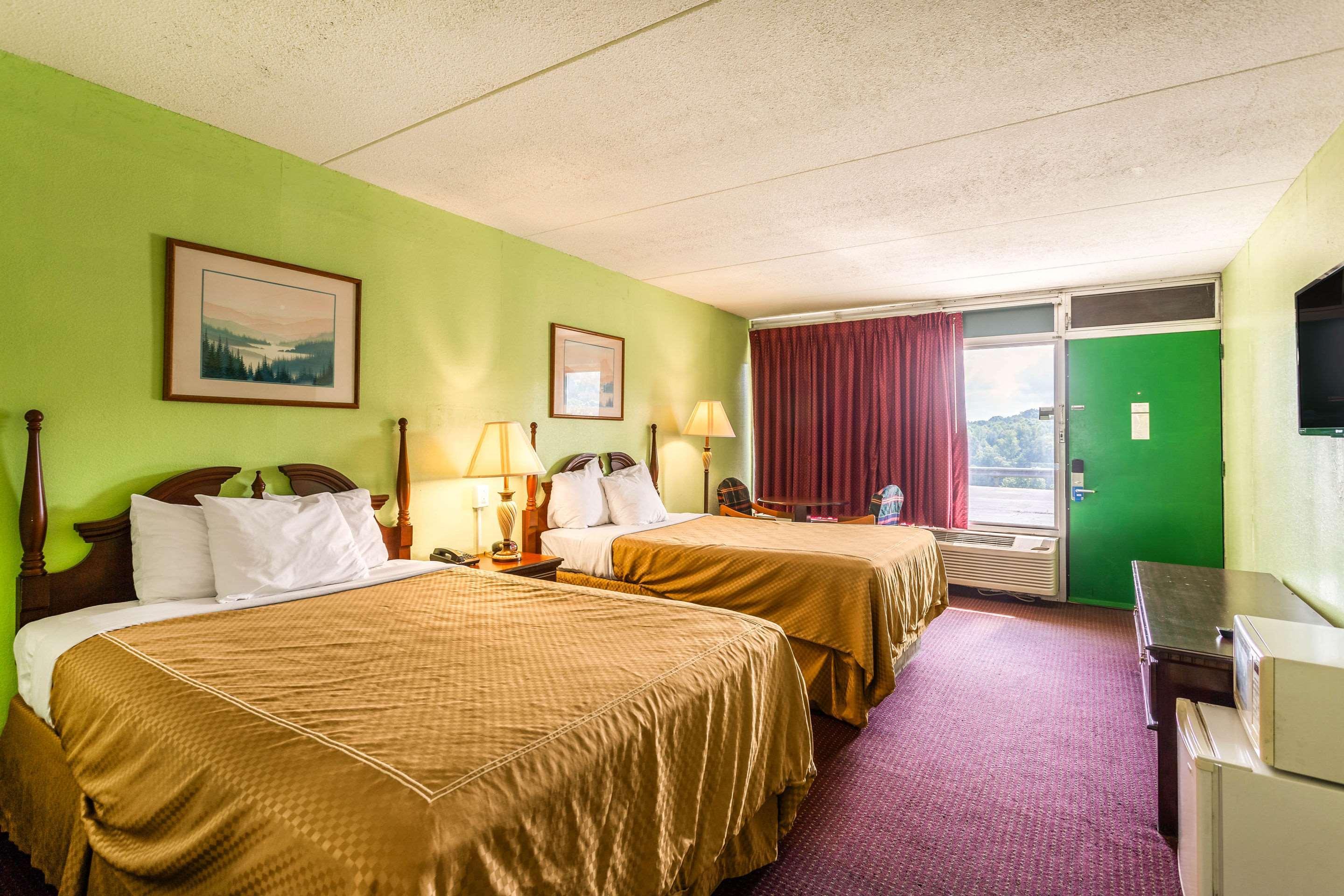 Rodeway Inn Renfro Valley Mount Vernon Exteriör bild